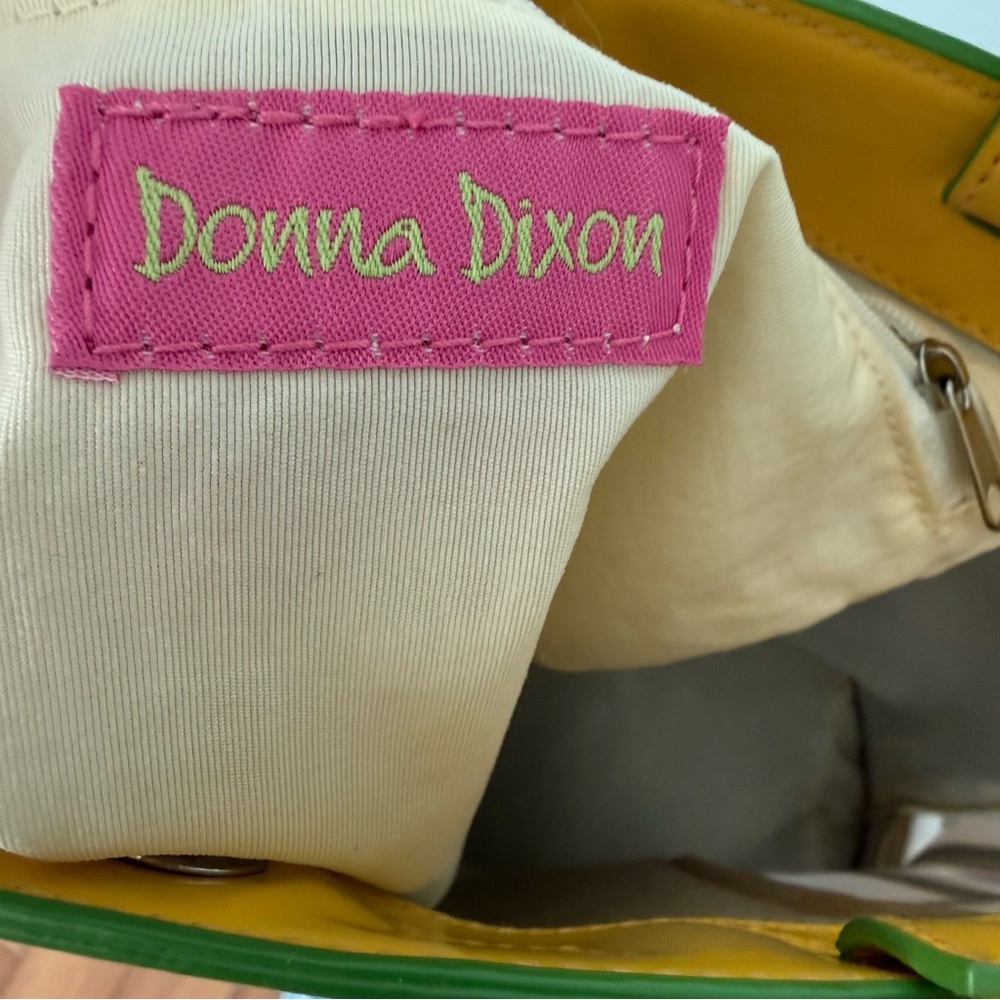 🍋 Donna Dixon Y2K Citrus Slice Patent Tote Bag  Bright Yellow Purse - Picture 10 of 14